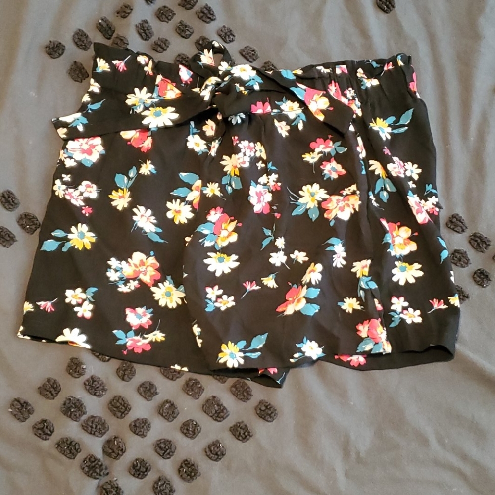 High waisted floral shorts